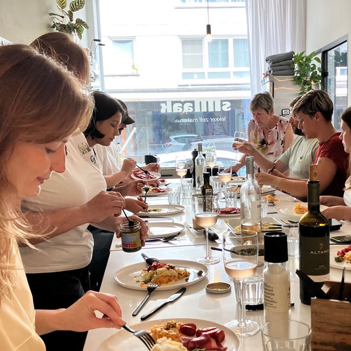 Test kitchen club